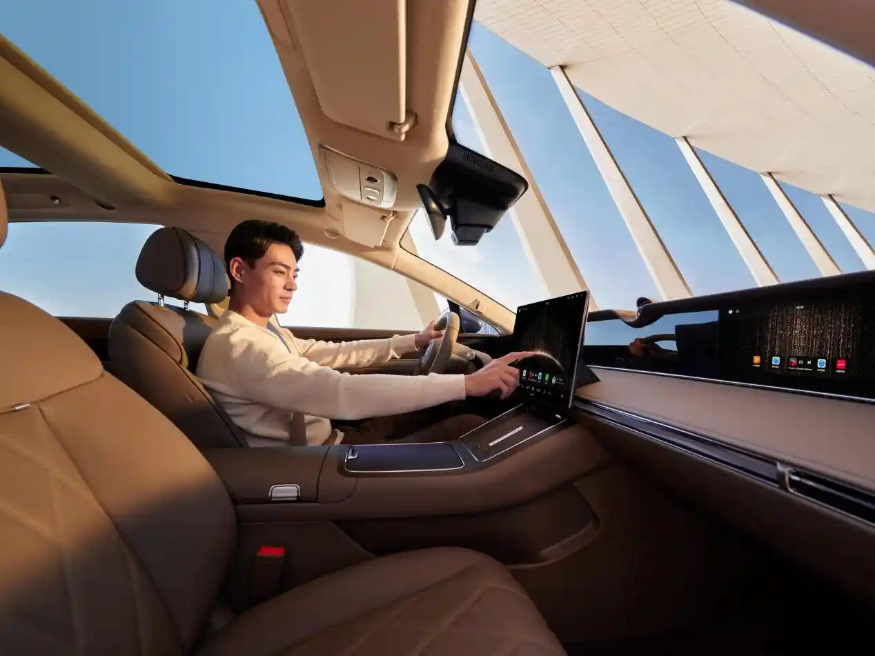 销量神话诞生！享界S9开订两小时狂揽3000台，豪华新标杆来袭