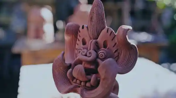 非遗新生：时光摆渡人的现代使命