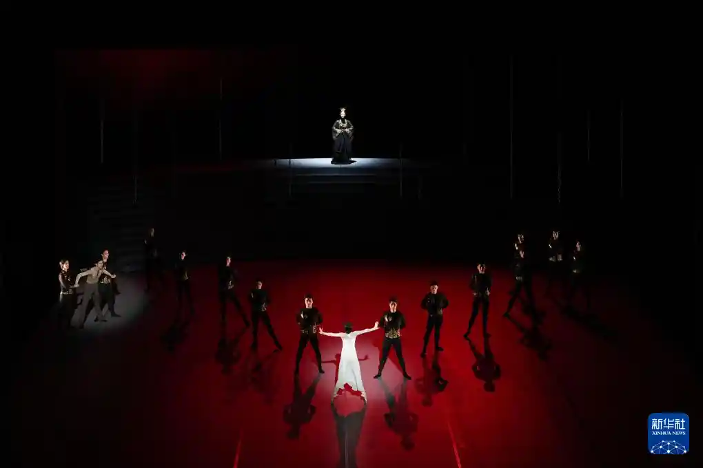 原创芭蕾《鹊之桥》首演：传统神话邂逅现代舞韵