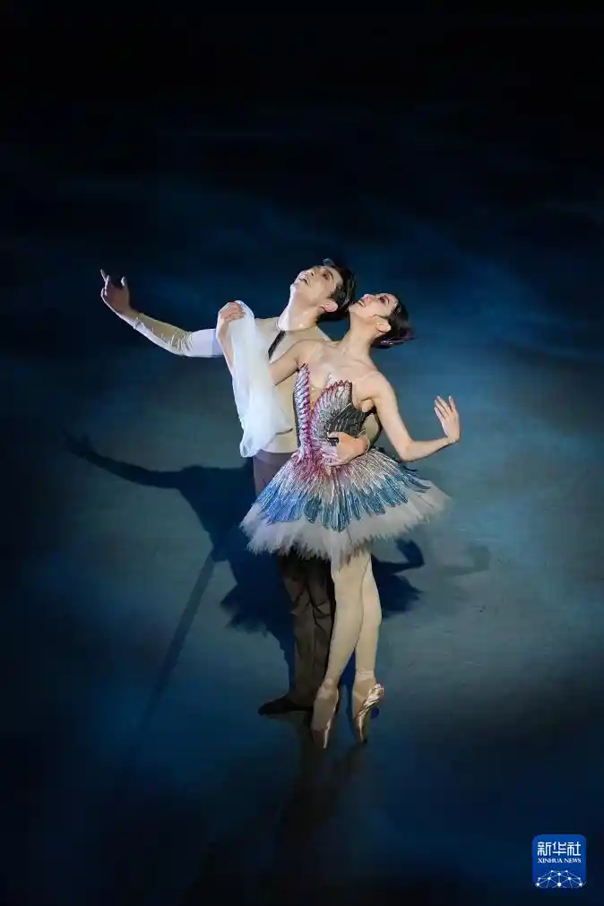 原创芭蕾《鹊之桥》首演：传统神话邂逅现代舞韵