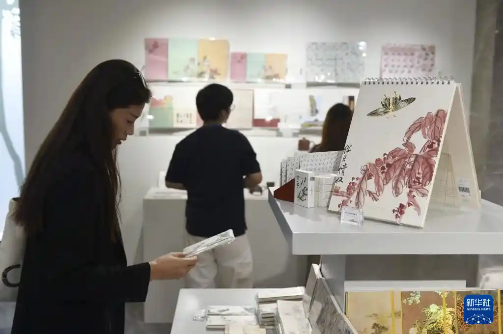 艺树空间首落首开首院，艺术新地标焕新启幕