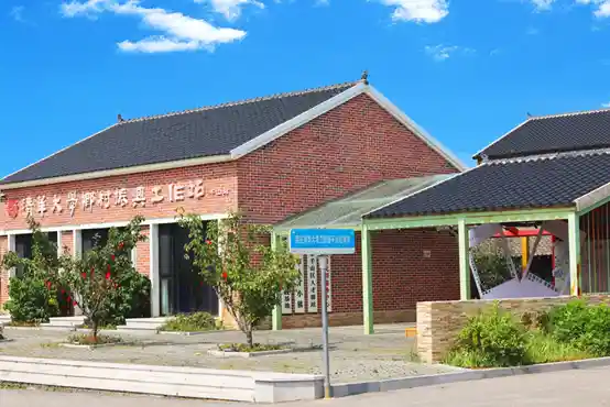 千山区惊艳亮相《300秒看家乡》：钢铁记忆邂逅山水新篇