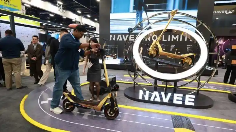 NAVEEUT5 Ultra X 震撼CES2026！全球顶流科技媒体双冠加冕，「光感智驾」新纪元正式开启