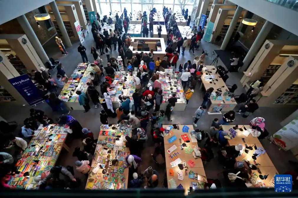 童聚贝鲁特：书香点亮儿童书展新纪元