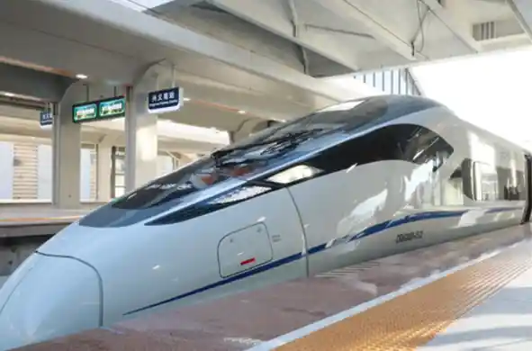 高铁一等座4元二等座8元？12306回应票价差异真相