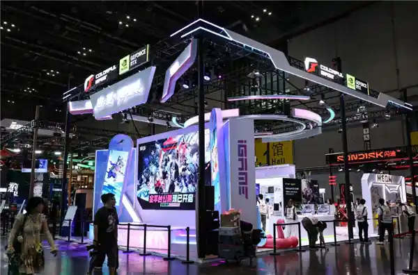 七彩虹BW2026震撼登场！SIGAPES电竞耳机+智能桌面音响双线首发，定义沉浸式声效新纪元