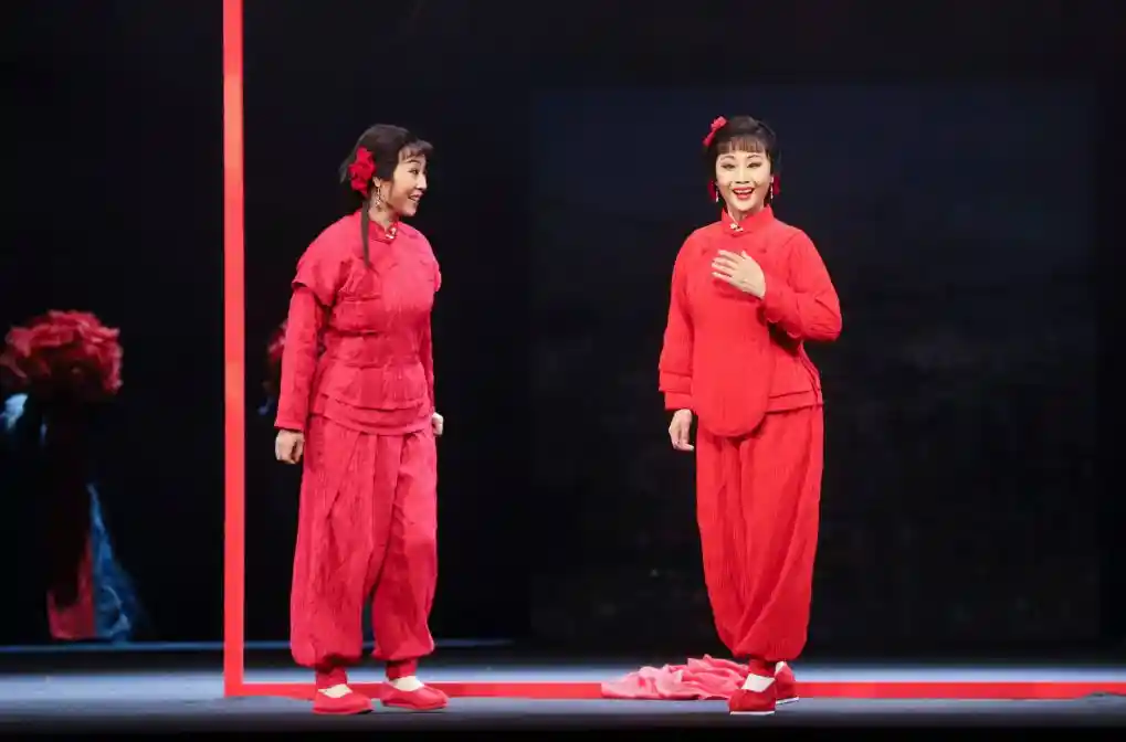《戏曲现代戏的突围之路:从〈远去的白马〉看守正与创新》
